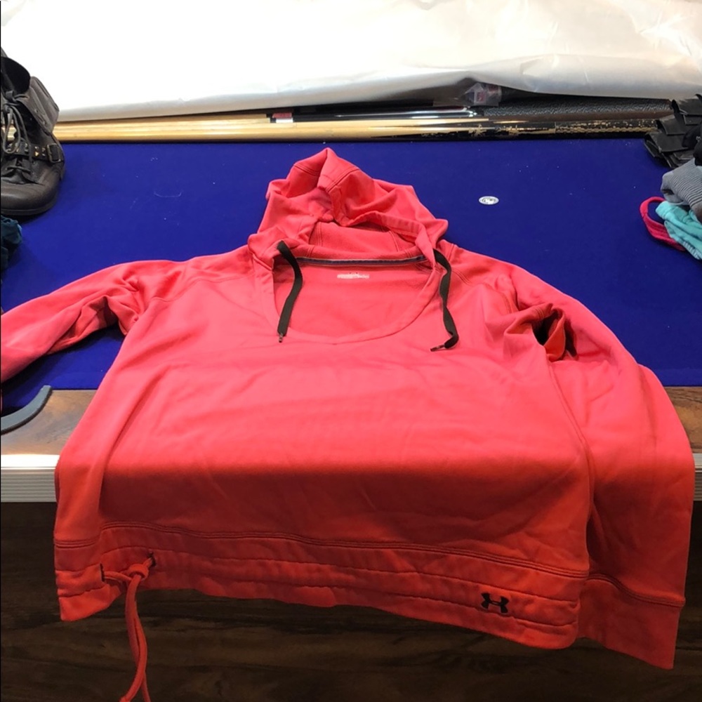 UA pullover hoodie